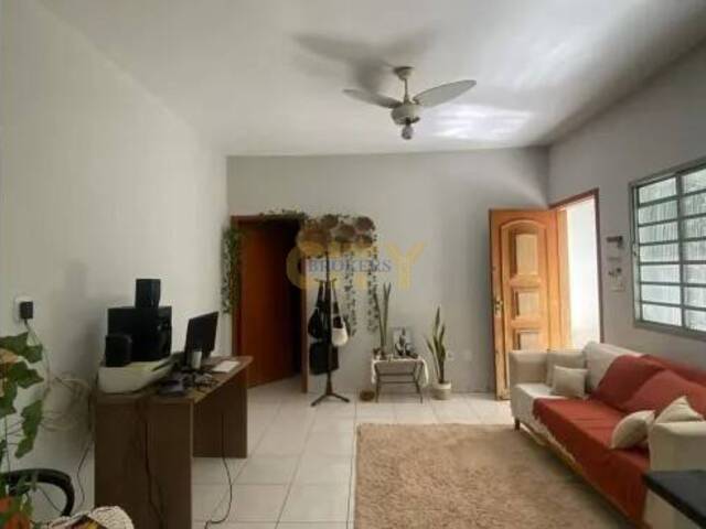 #1509 - Casa para Venda em Cuiabá - MT - 2