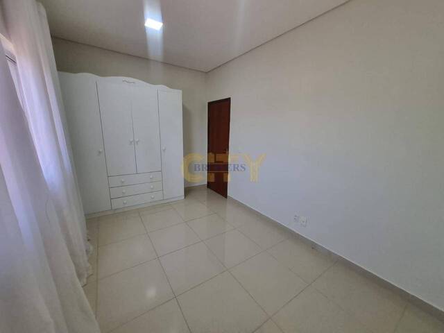 #1548 - Casa para Venda em Cuiabá - MT - 2