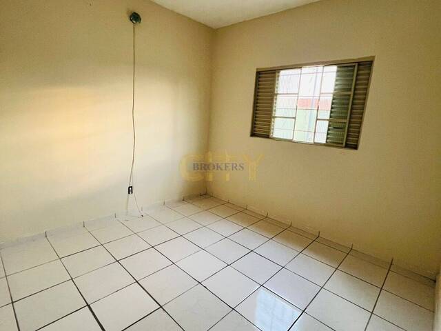 #1553 - Casa para Venda em Cuiabá - MT - 2