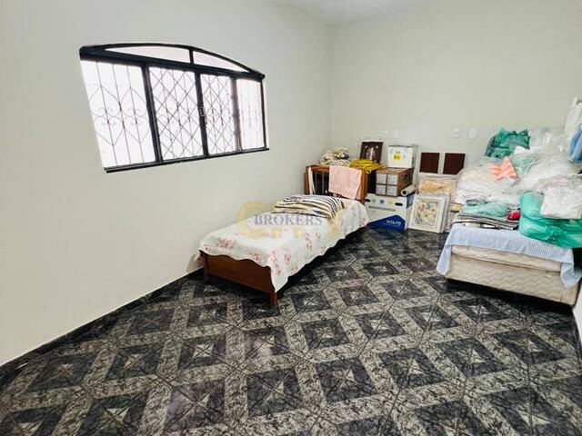 #1571 - Casa para Venda em Cuiabá - MT - 2