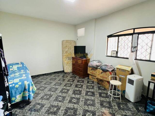 Casa para Venda em Cuiabá - 5