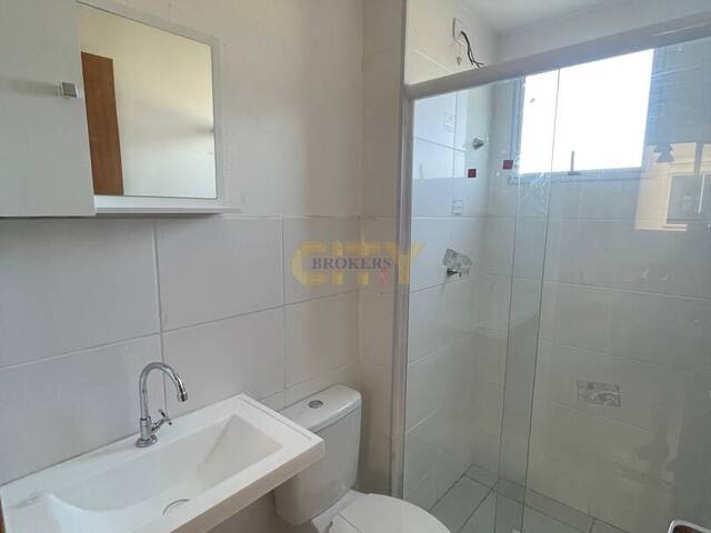 Apartamento para Venda em Várzea Grande - 4