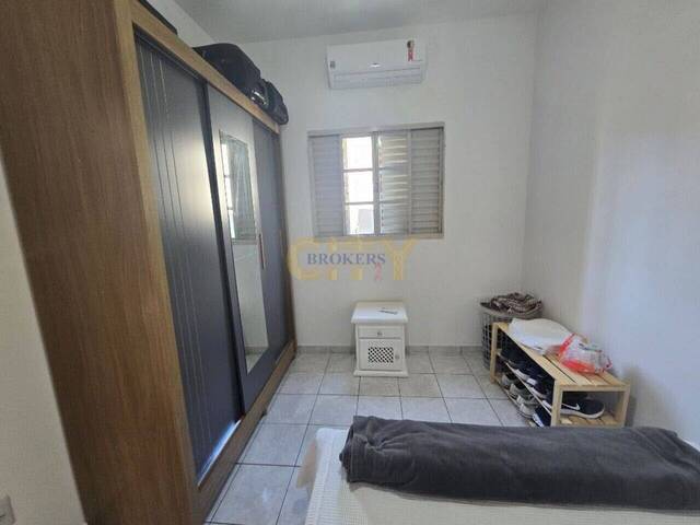 Apartamento para Venda em Cuiabá - 4