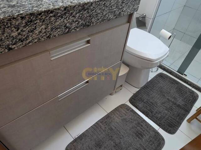 Apartamento para Venda em Cuiabá - 4