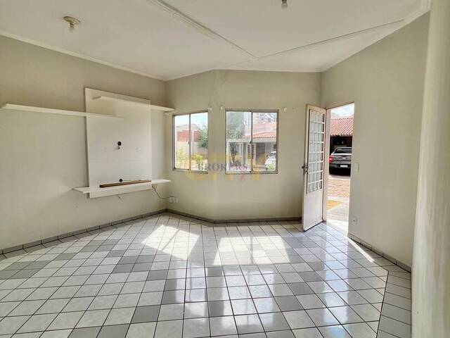 #1631 - Casa em condomínio para Venda em Cuiabá - MT - 2
