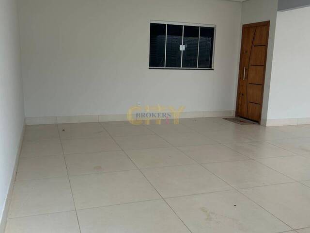 #1651 - Casa para Venda em Cuiabá - MT