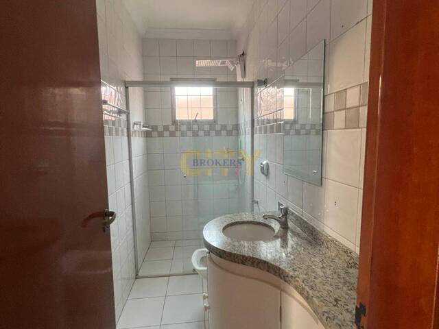 Casa para Venda em Cuiabá - 5