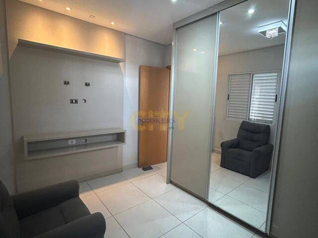 Apartamento para Venda em Cuiabá - 5