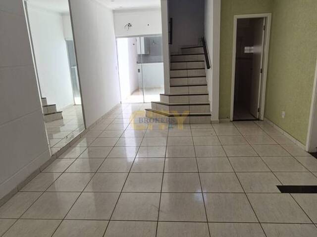 Casa em condomínio para Venda em Cuiabá - 4