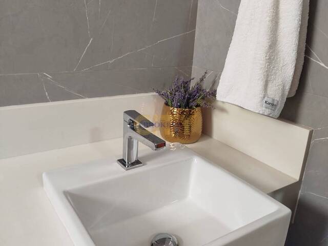 Apartamento para Venda em Cuiabá - 4