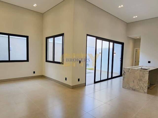 #1670 - Casa em condomínio para Venda em Cuiabá - MT - 3