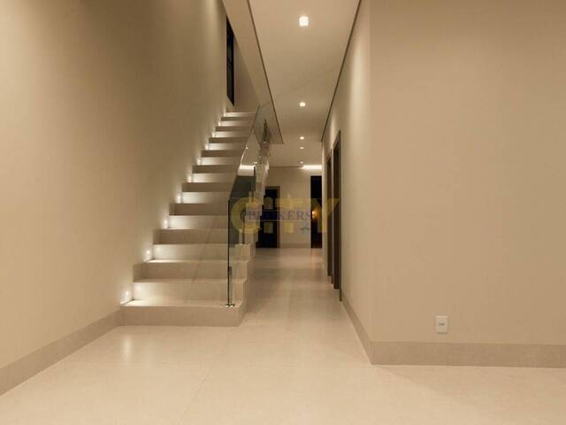 #1671 - Casa em condomínio para Venda em Cuiabá - MT - 2