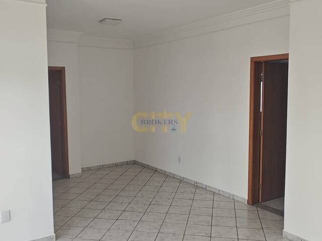 Apartamento para Venda em Cuiabá - 4