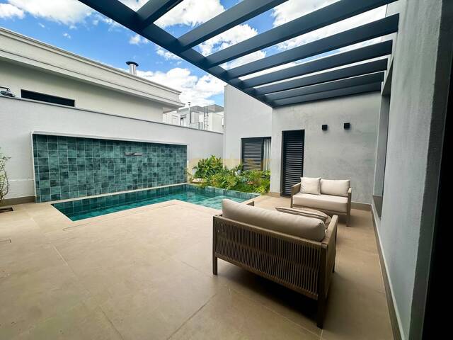 #1198 - Casa em condomínio para Venda em Cuiabá - MT