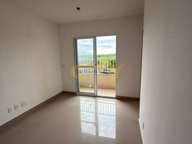 #1821 - Apartamento para Venda em Cuiabá - MT