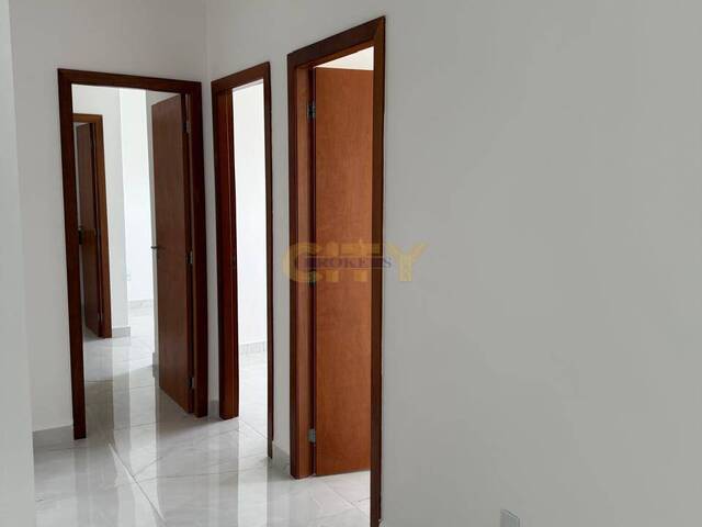 Apartamento para Venda em Cuiabá - 5