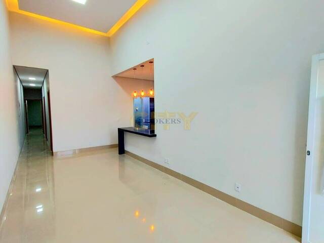 #1851 - Casa para Venda em Cuiabá - MT - 2