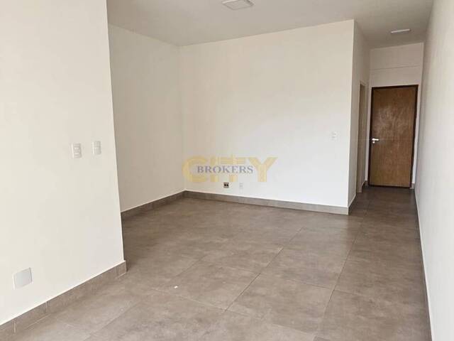 #1747 - Apartamento para Venda em Cuiabá - MT