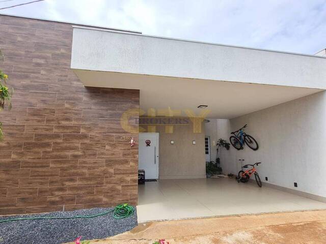 Venda em Condomínio Residencial Sicília Residence - Cuiabá