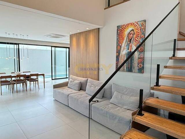 #1862 - Sobrado para Venda em Cuiabá - MT - 1