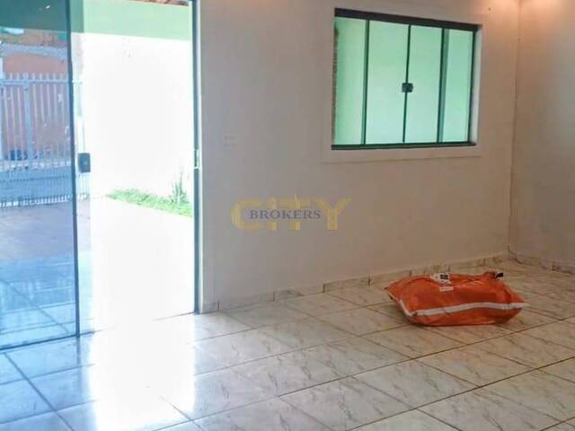 #1863 - Casa para Venda em Cuiabá - MT - 2