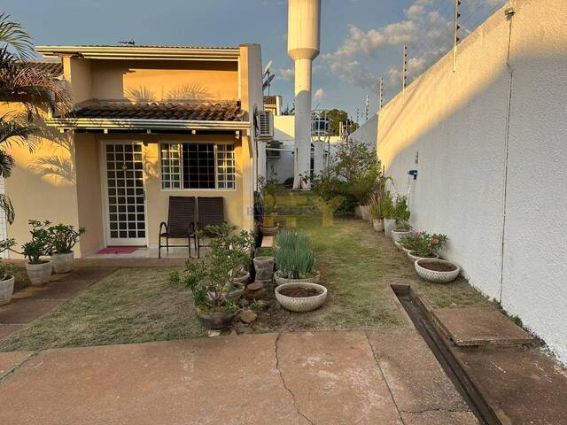 #1868 - Casa em condomínio para Venda em Cuiabá - MT - 1