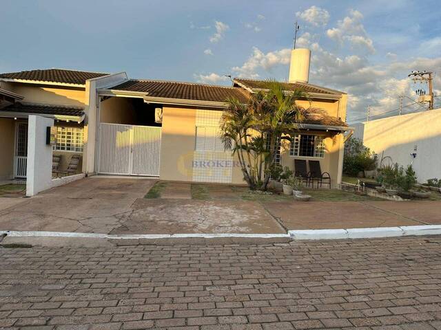 #1868 - Casa em condomínio para Venda em Cuiabá - MT - 2