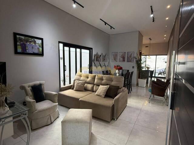 #1871 - Casa em condomínio para Venda em Cuiabá - MT - 1