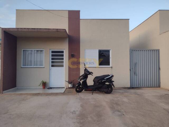 #1561 - Casa em condomínio para Venda em Cuiabá - MT