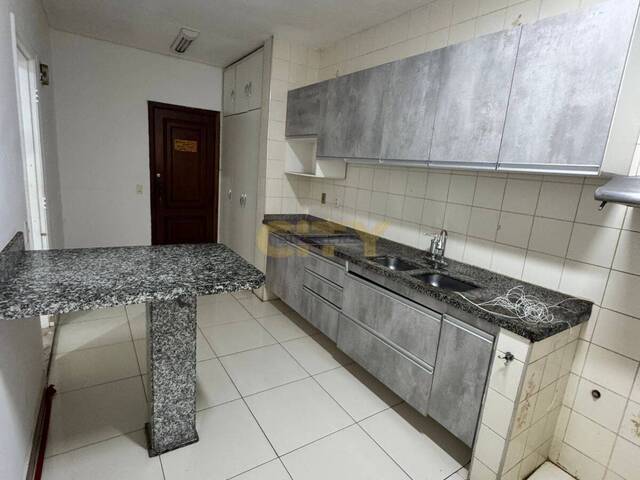 Apartamento para Venda em Cuiabá - 4