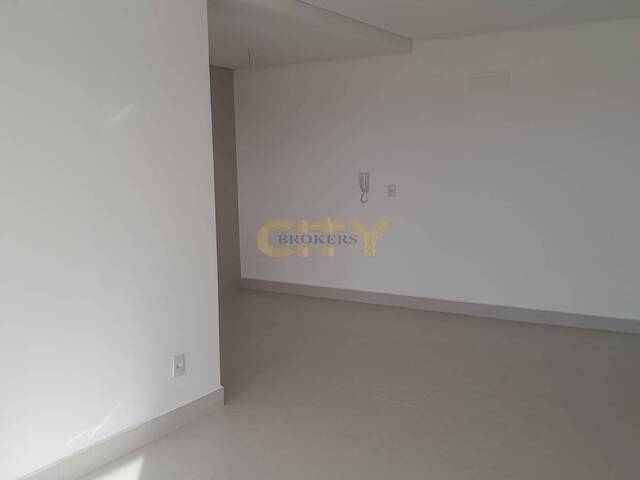 #1912 - Apartamento para Venda em Cuiabá - MT - 2