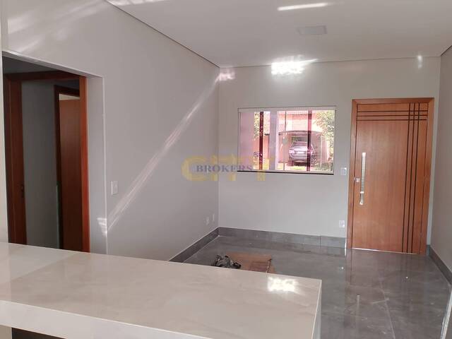 #1915 - Casa em condomínio para Venda em Cuiabá - MT - 2