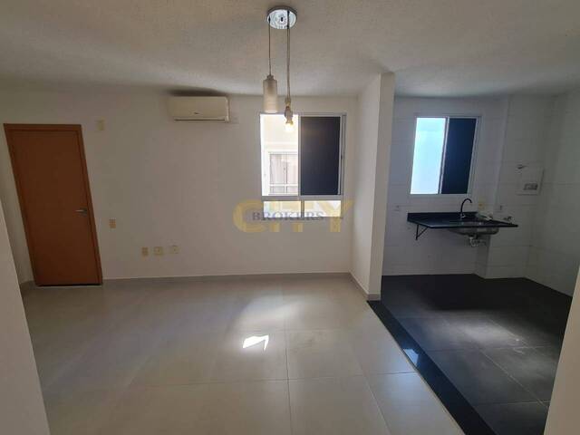 #1924 - Apartamento para Venda em Cuiabá - MT - 2