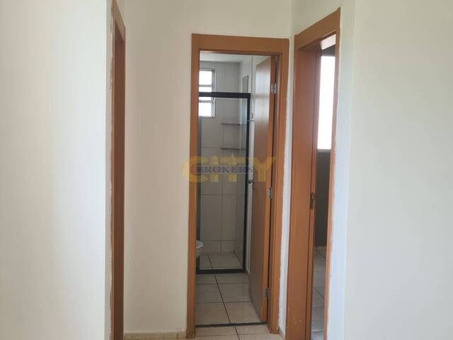 Apartamento para Venda em Cuiabá - 4