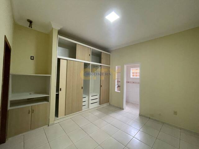 #1948 - Casa para Venda em Várzea Grande - MT - 3