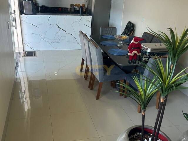 #1949 - Casa para Venda em Cuiabá - MT