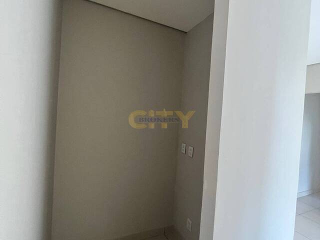 #1957 - Apartamento para Venda em Cuiabá - MT
