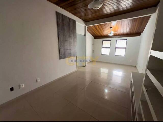 Casa para Venda em Cuiabá - 2