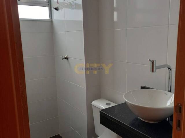 Apartamento para Venda em Cuiabá - 4