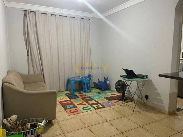 #2002 - Apartamento para Venda em Cuiabá - MT