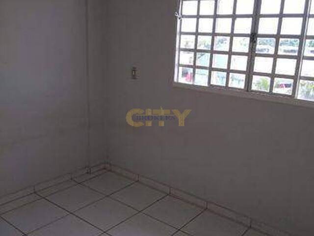 Apartamento para Venda em Várzea Grande - 4