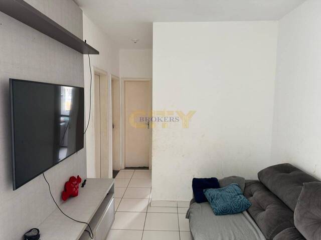 Apartamento para Venda em Várzea Grande - 2
