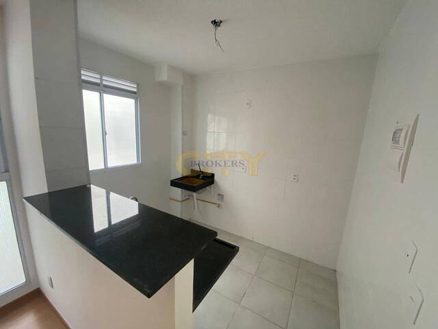 Apartamento para Venda em Várzea Grande - 3