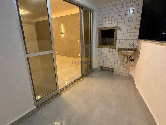 Apartamento para Venda em Cuiabá - 3