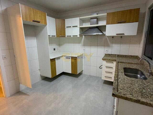 Apartamento para Venda em Cuiabá - 5