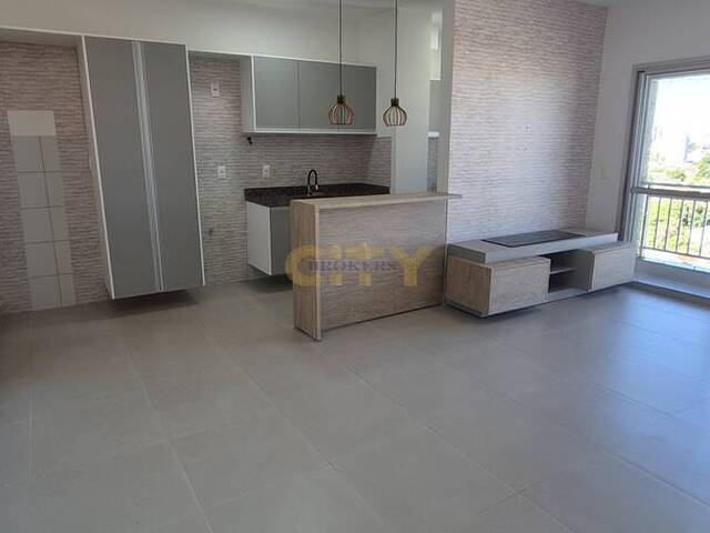 Apartamento para Venda em Cuiabá - 2