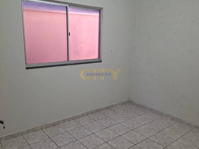 Casa para Venda em Várzea Grande - 5