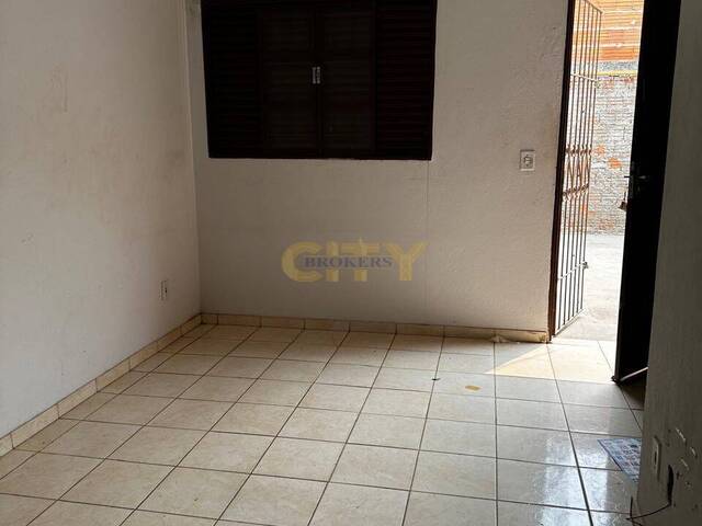 Casa para Venda em Cuiabá - 2
