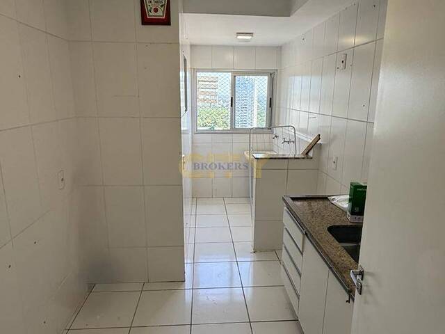 Apartamento para Venda em Cuiabá - 2