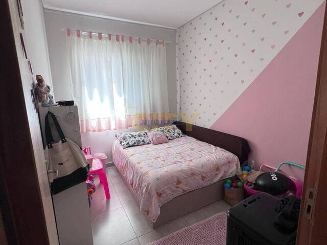 Casa para Venda em Várzea Grande - 5